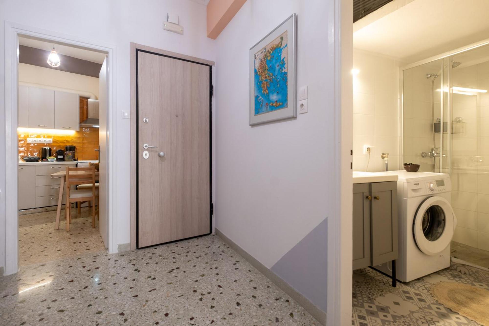 Diana'S Apartment เอเธนส์ ภายนอก รูปภาพ